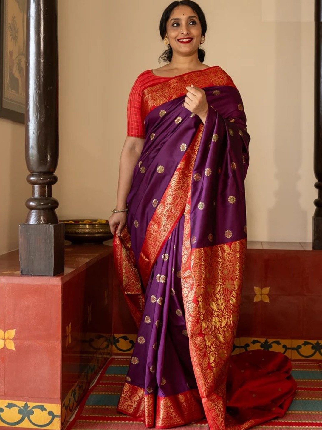 

KALINI Ethnic Motifs Woven Design Zari Banarasi Saree, Burgundy