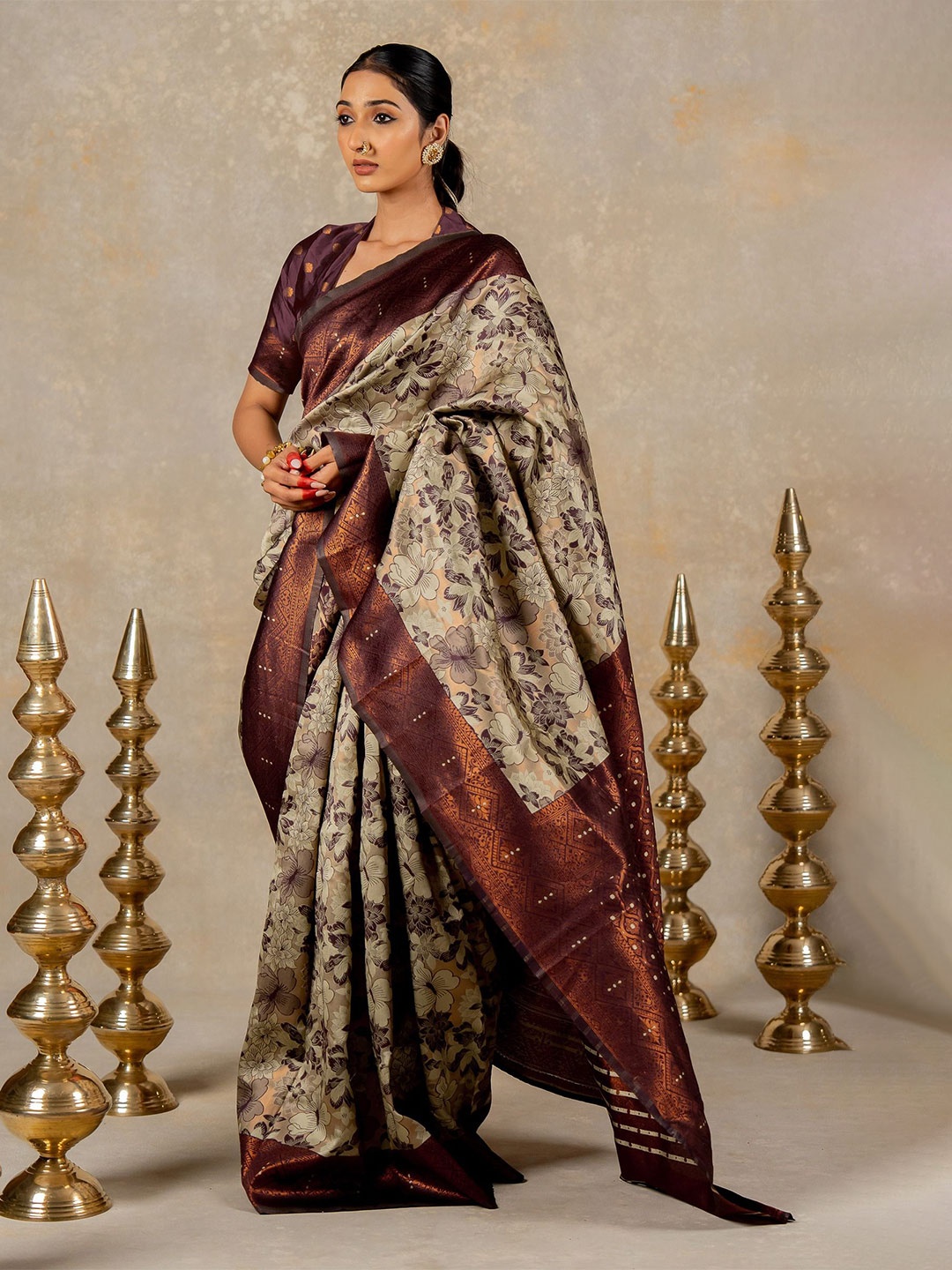 

Subham Woven Design Zari Kanjeevaram Saree, Beige