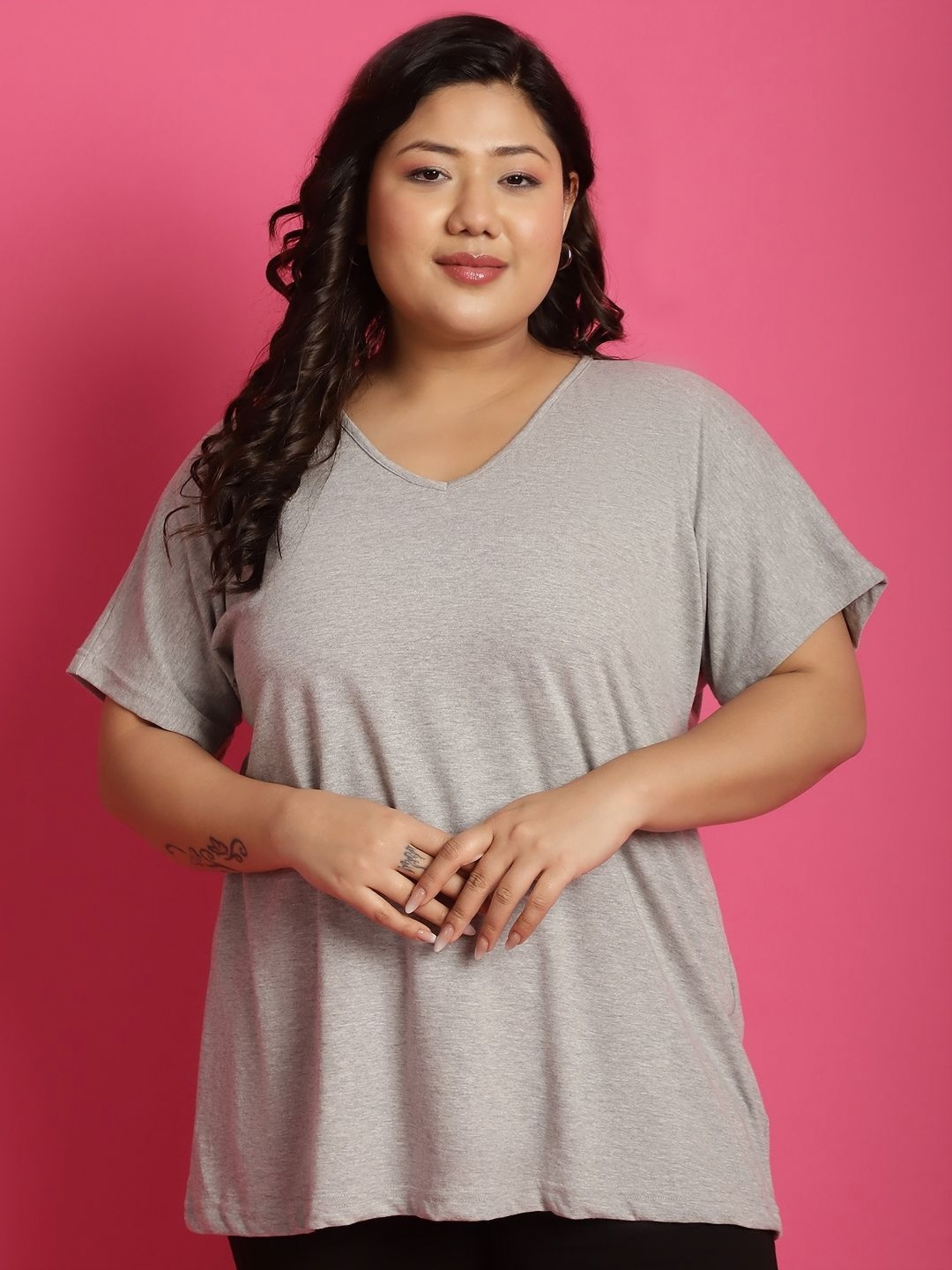 

theRebelinme Women V-Neck Kimono Sleeves T-shirt, Grey