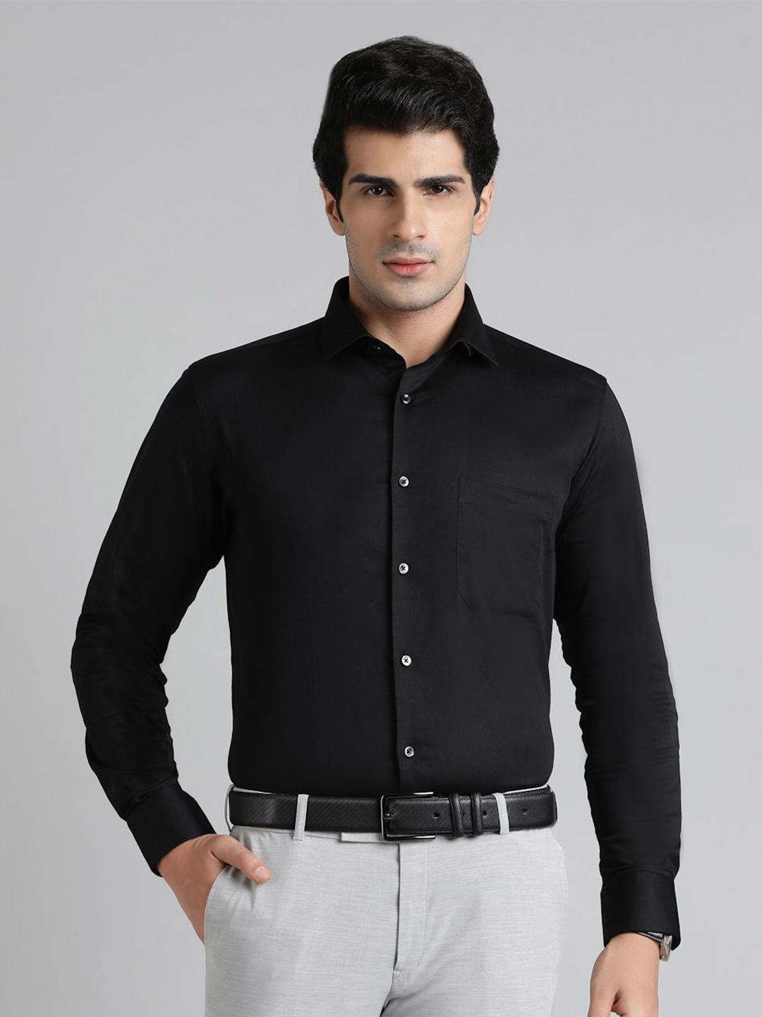 

Greenfibre Men Slim Fit Opaque Party Shirt, Black