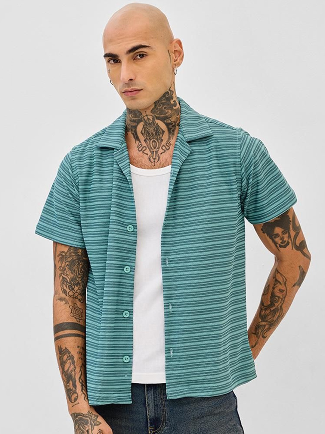 

Snitch Men Relaxed Boxy Horizontal Stripes Opaque Striped Casual Shirt, Turquoise blue