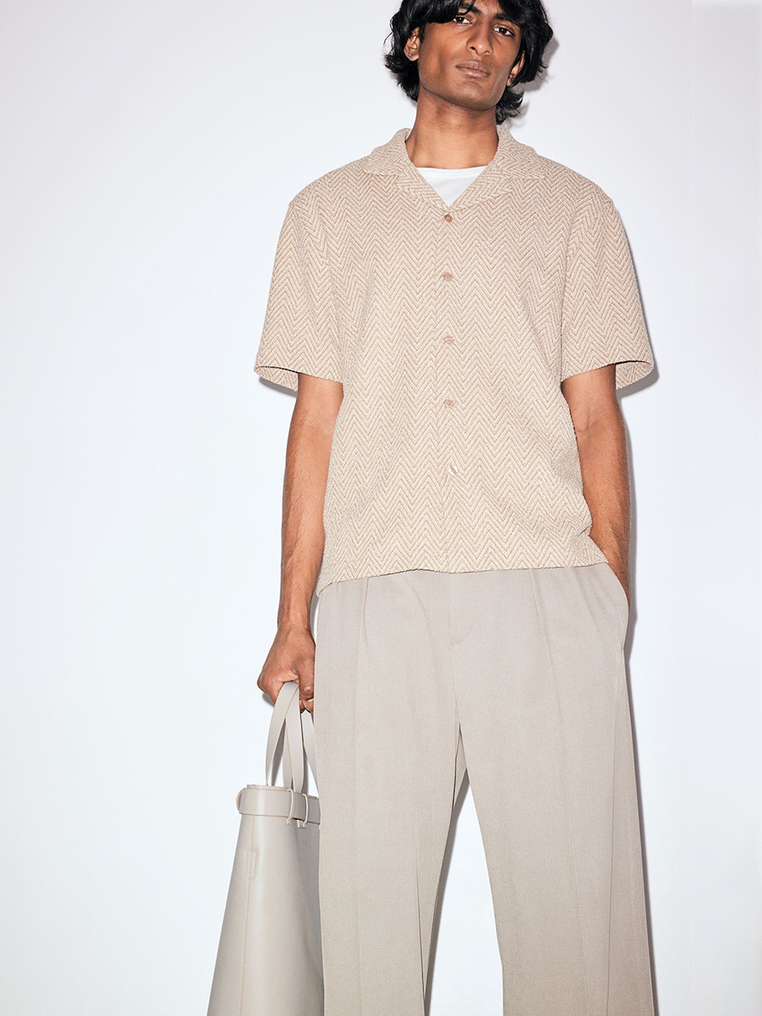 

H&M Regular Fit Herringbone-Weave Resort Shirt, Beige