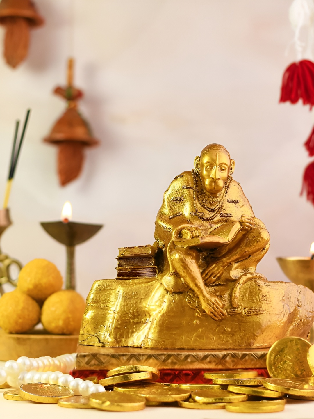 

SANKALAN CREATIONS Gold-Toned Figurine Showpiece
