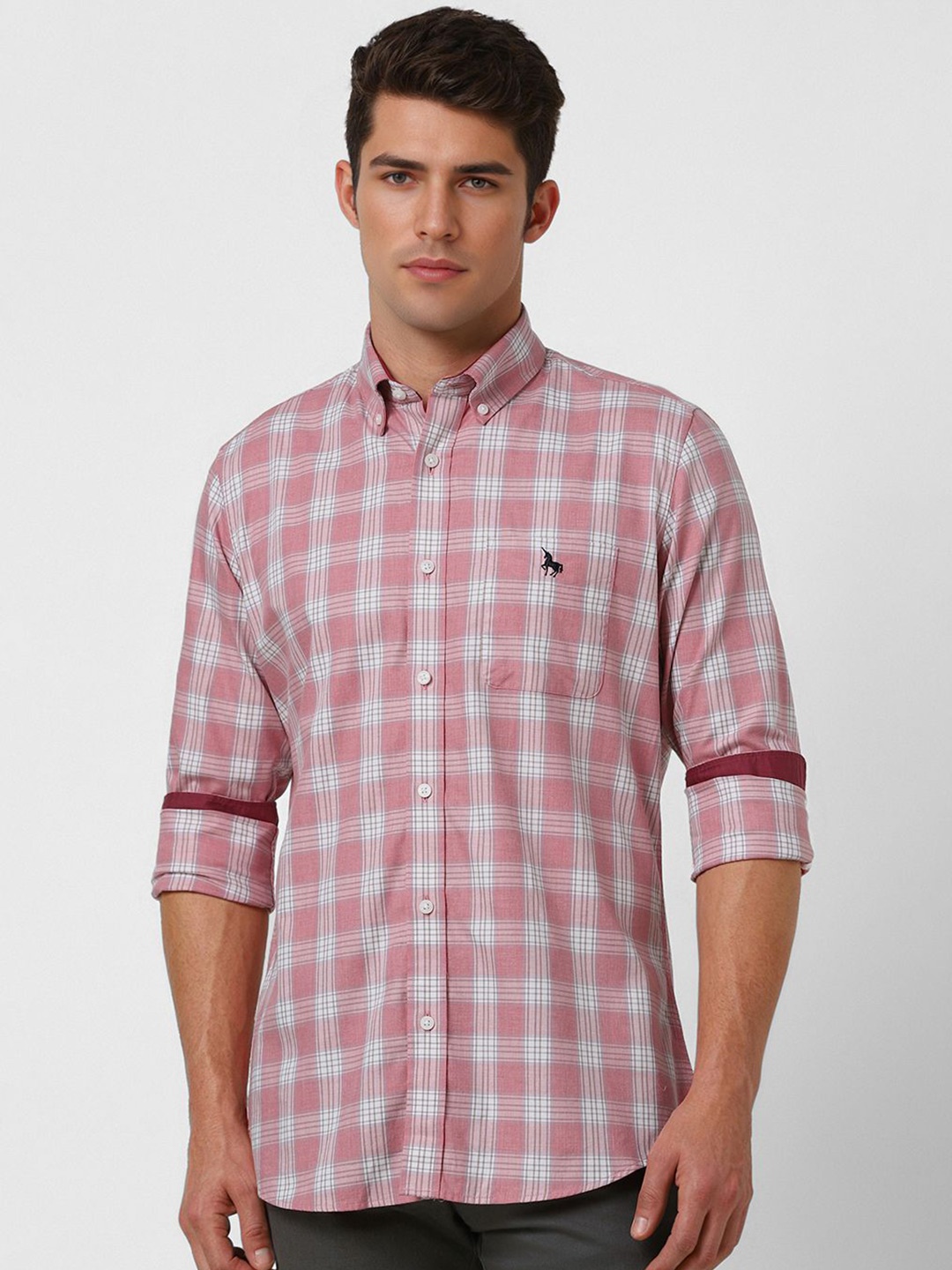 

Van Heusen Sport Men Slim Fit Opaque Checked Casual Shirt, Red