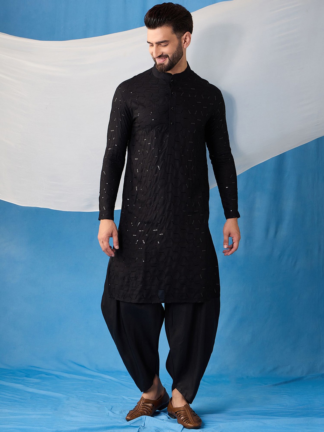 

Inddus Men Embroidered Regular Sequinned Kurta with Dhoti Pants, Black