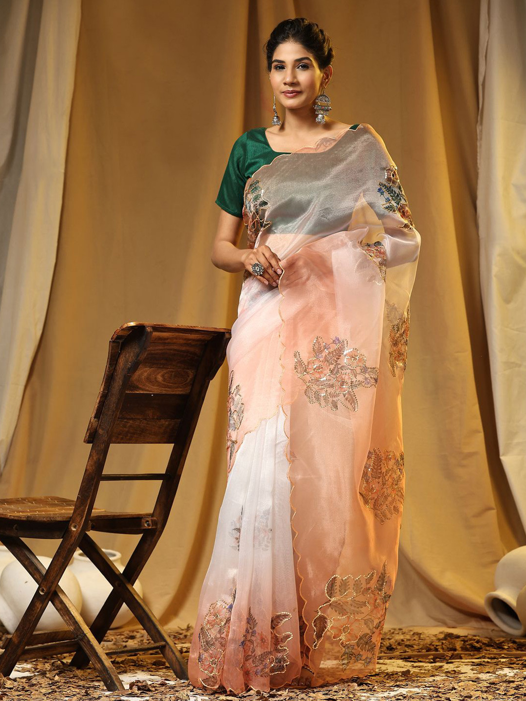 

Anouk Floral Printed Sequinned Organza Saree, White