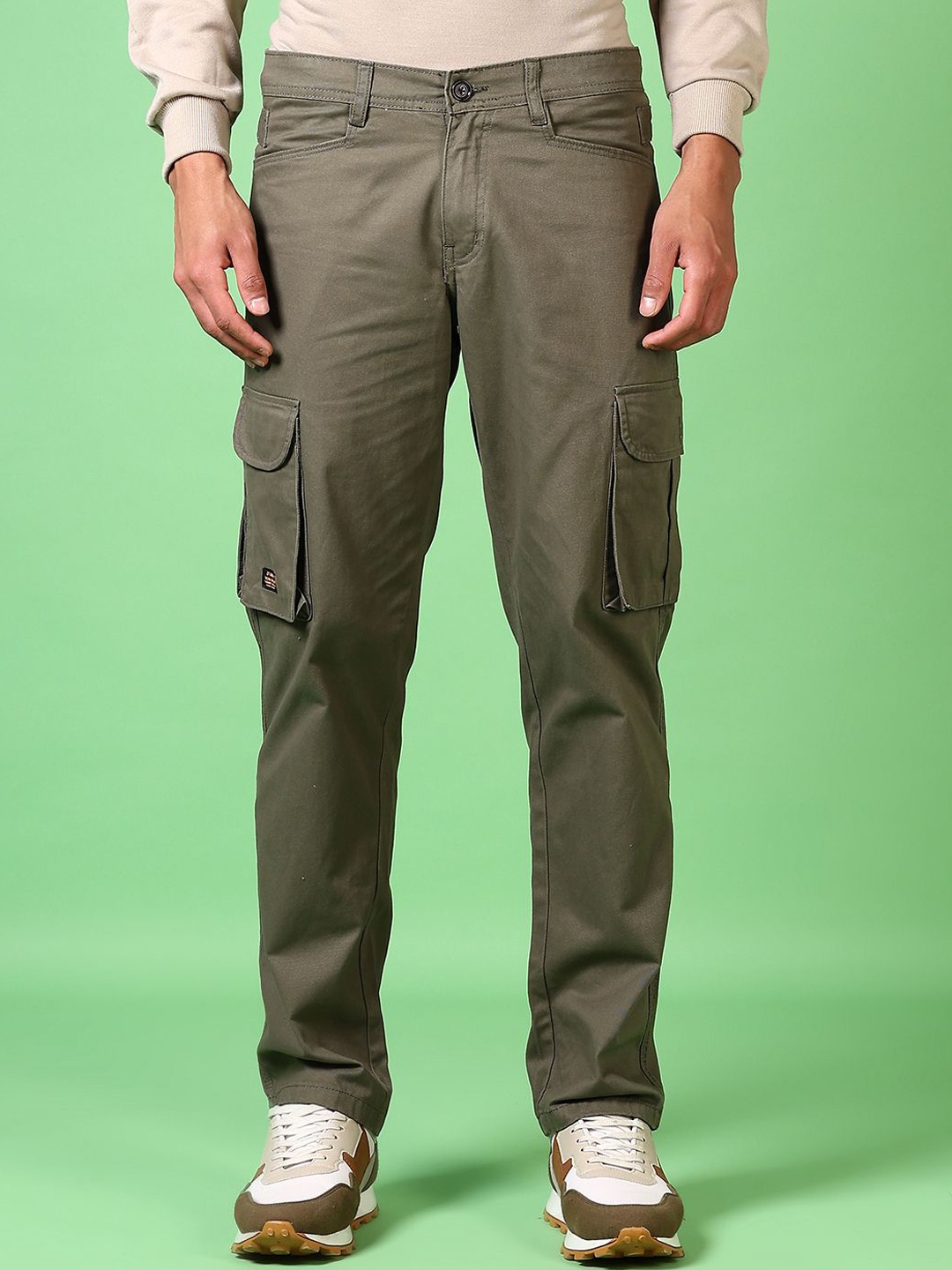 

V-Mart Men Mid-Rise Regular Fit Cargos, Olive