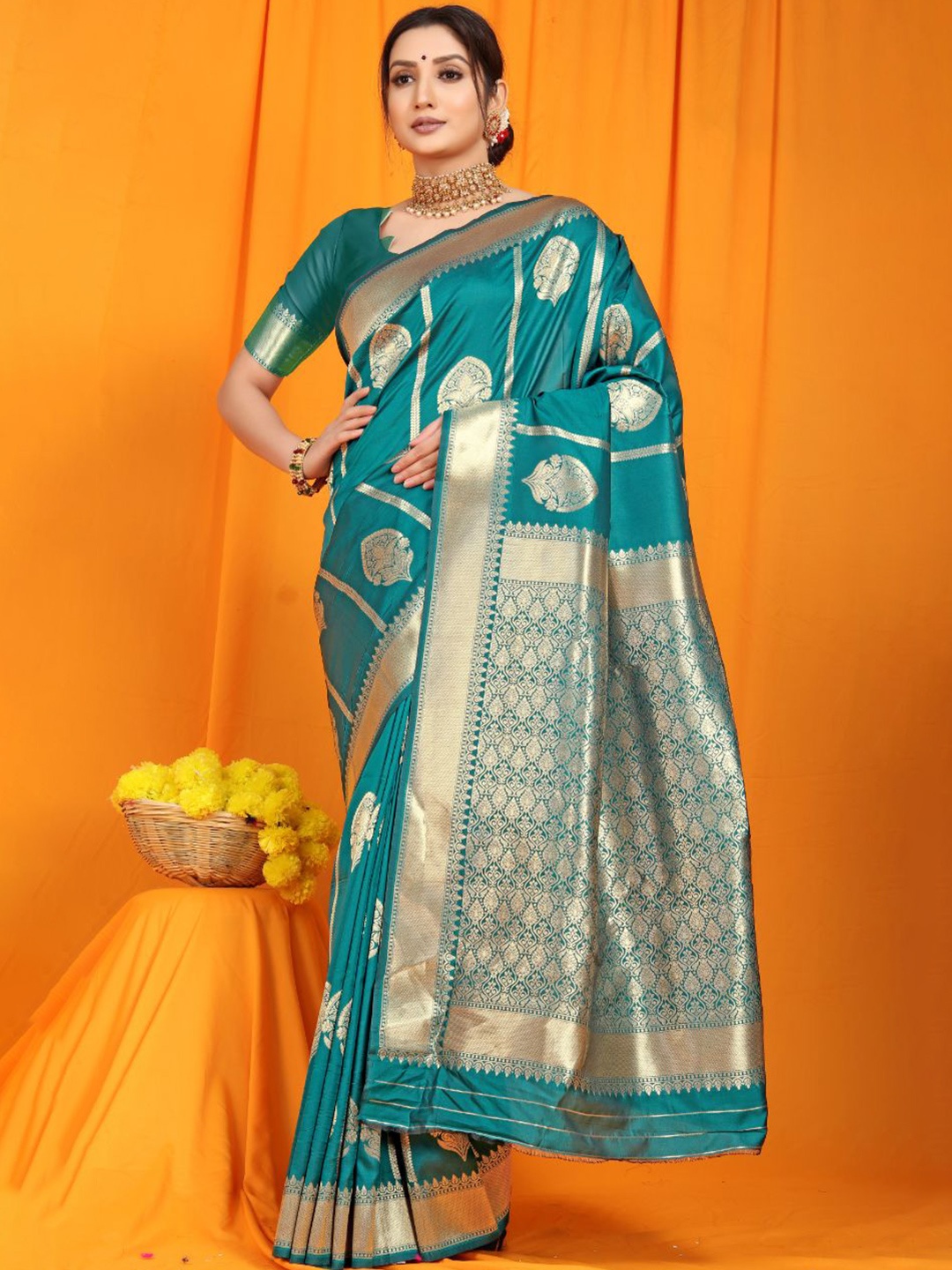 

Royal Rajgharana Saree Woven Design Pure Silk Banarasi Sarees, Teal