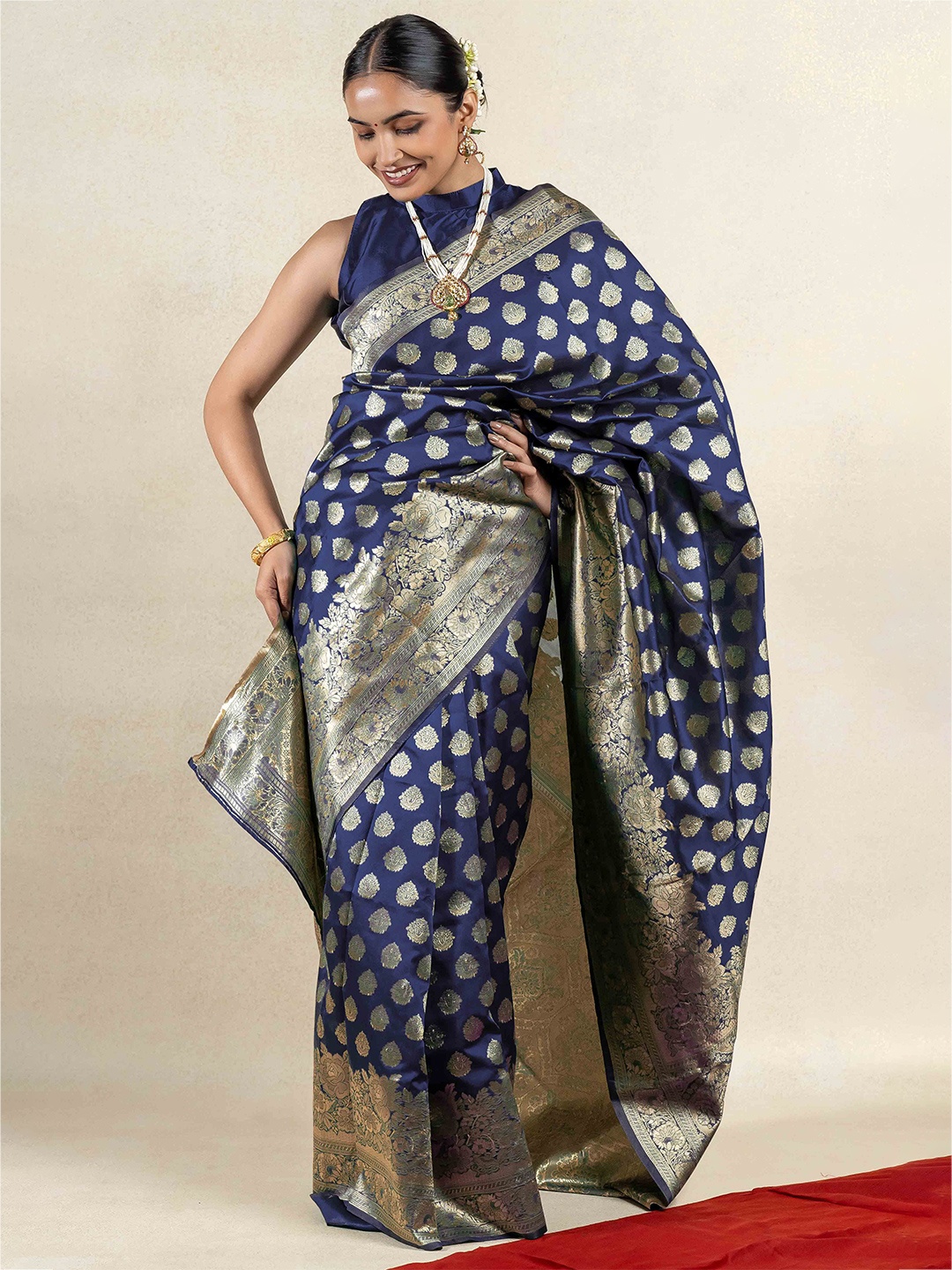 

Subham Woven Design Zari Banarasi Saree, Navy blue