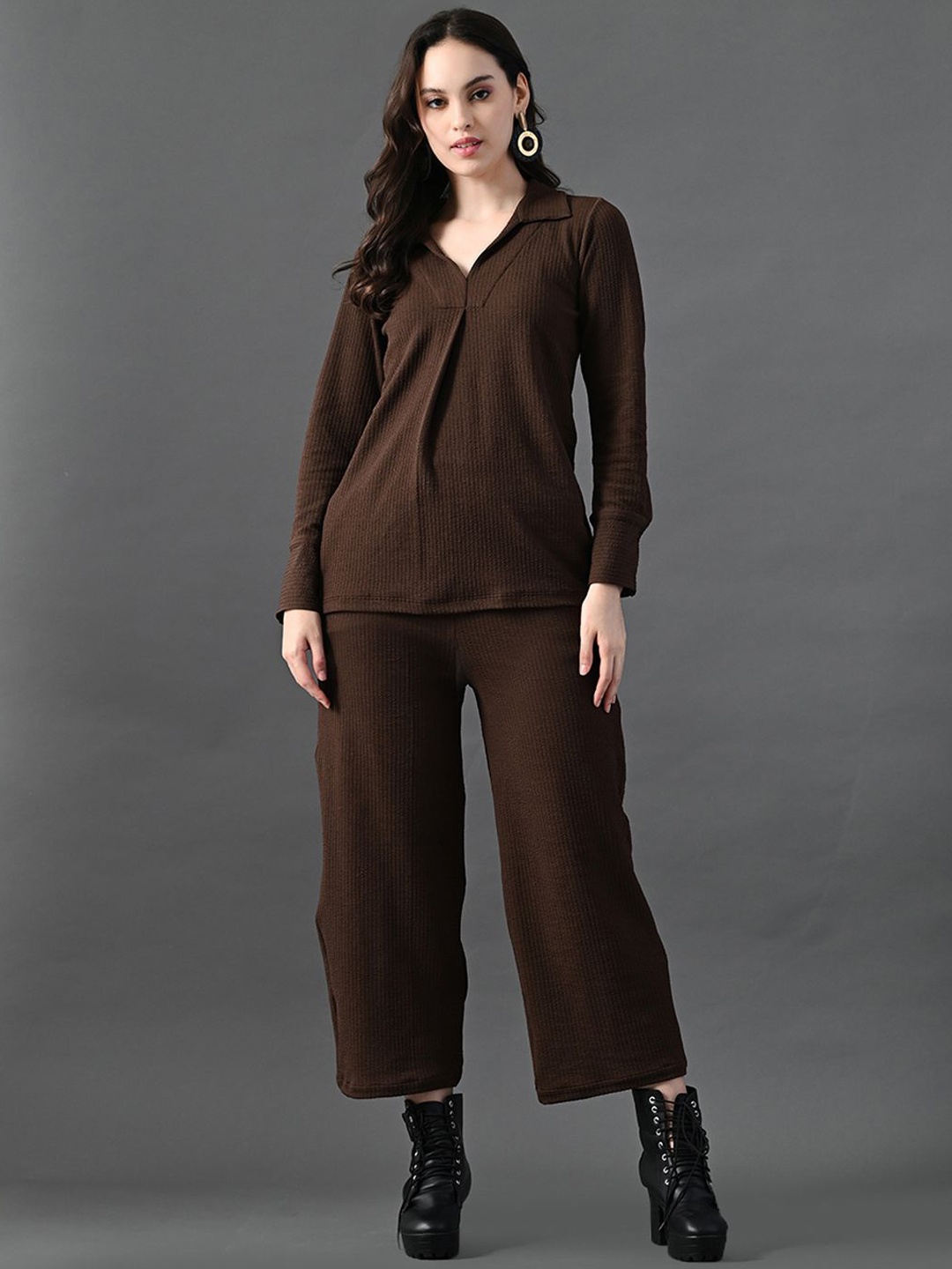 

The Roadster Lifestyle Co Top With Trouser Co-Ords, Coffee brown