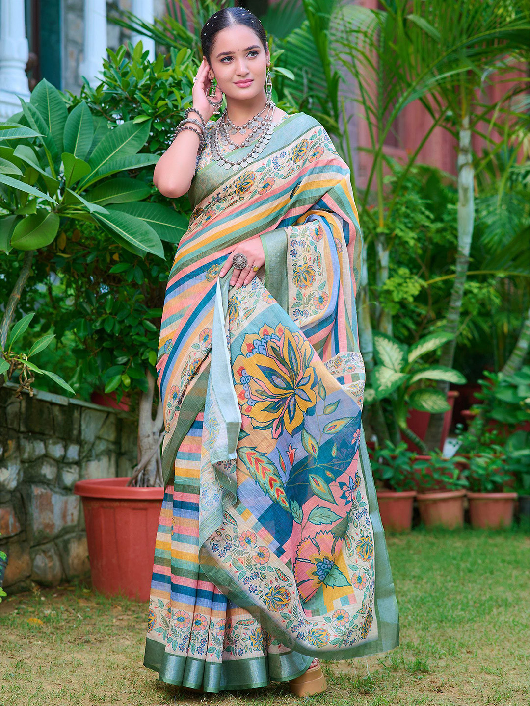 

Anouk Striped Zari Linen Blend Saree, Blue