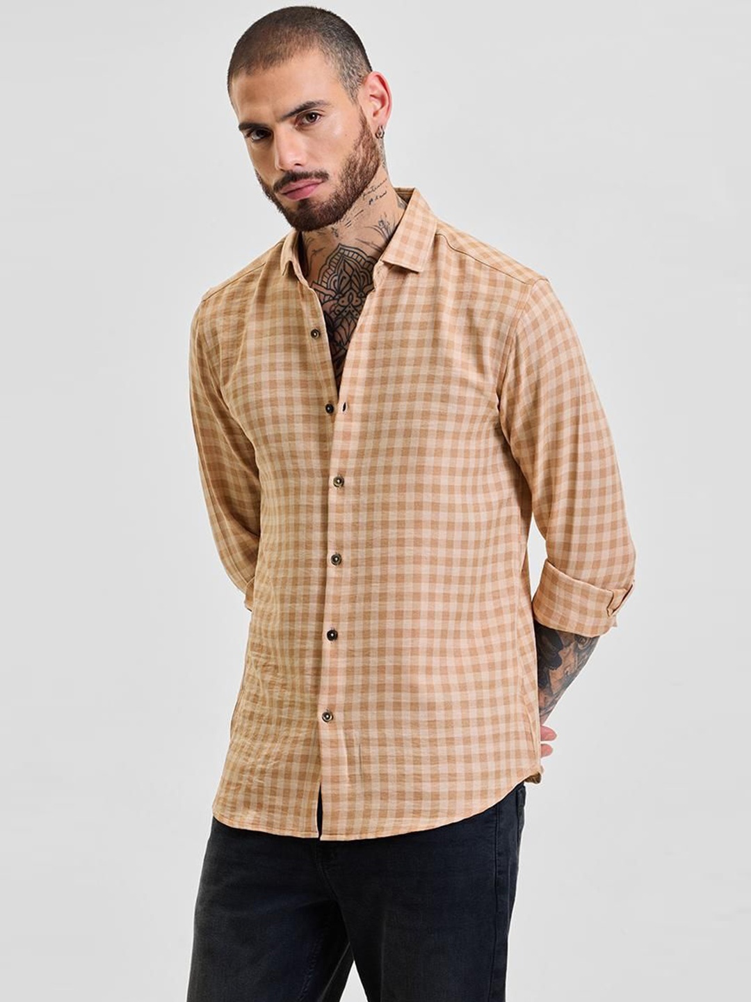 

Snitch Men Smart Slim Fit Opaque Checked Casual Shirt, Beige