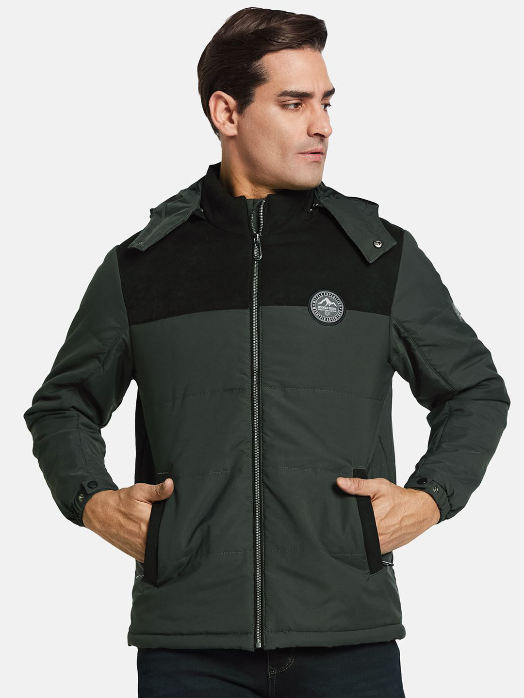

METTLE Men Padded Jacket, Grey