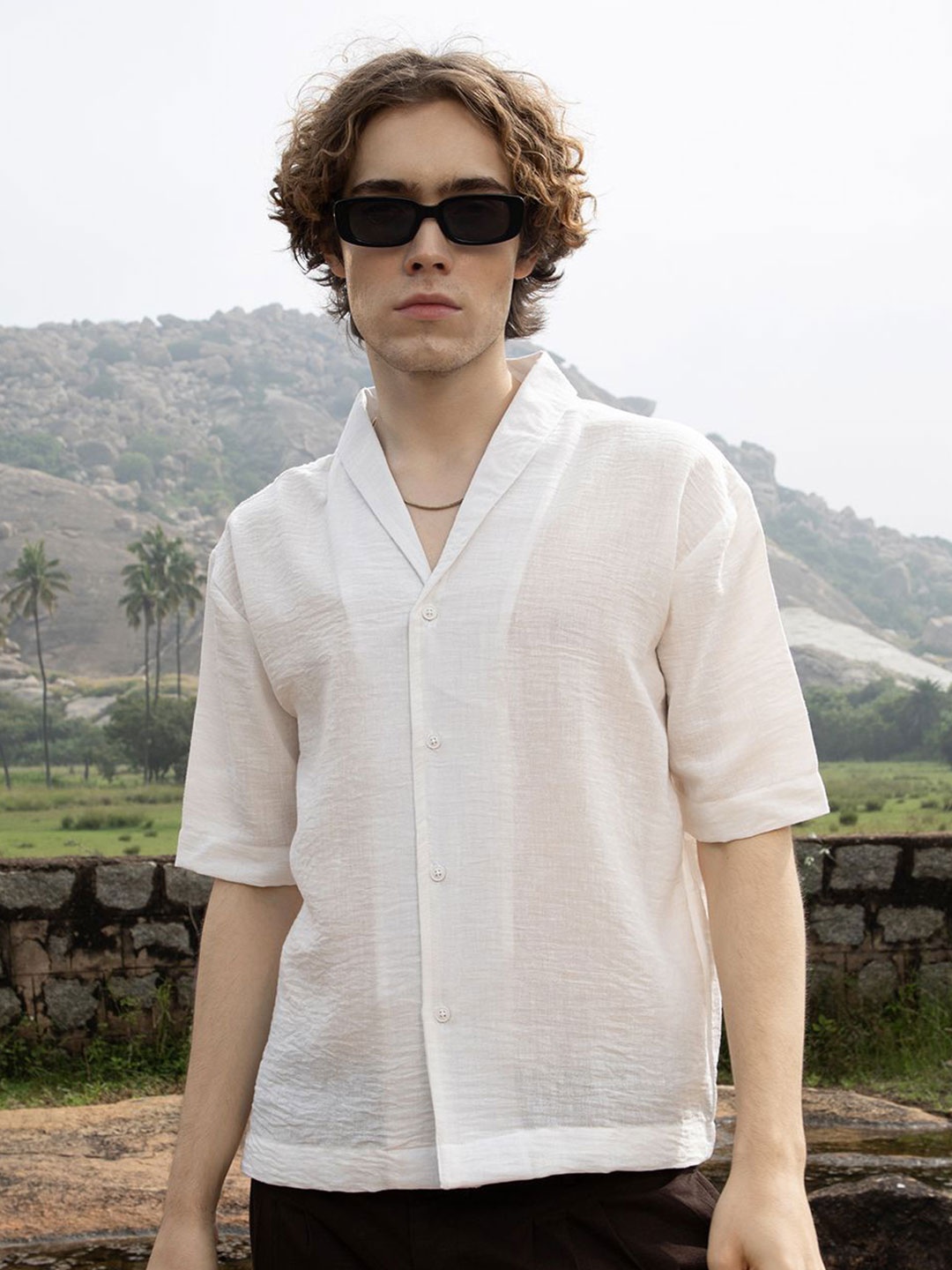 

Campus Sutra Men Comfort Opaque Casual Shirt, White