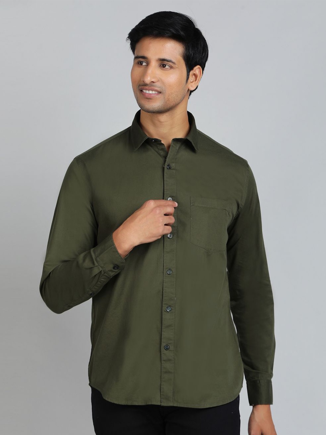 

Greenfibre Men Opaque Casual Shirt, Green