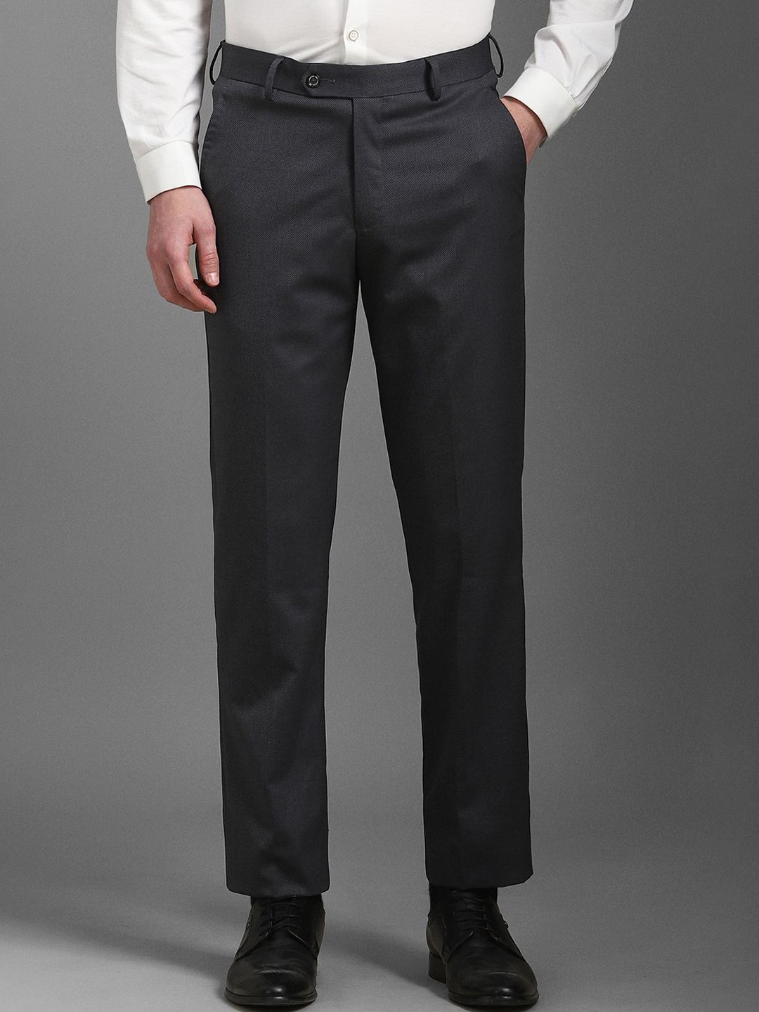 

Louis Philippe Men Slim Fit Trousers, Charcoal