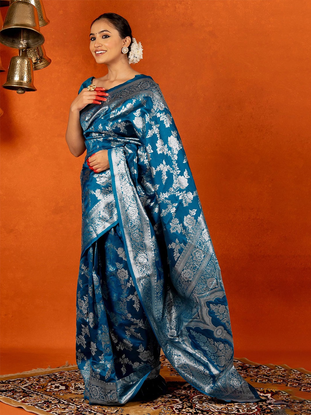 

Subham Ethnic Motifs Zari Banarasi Saree, Turquoise blue