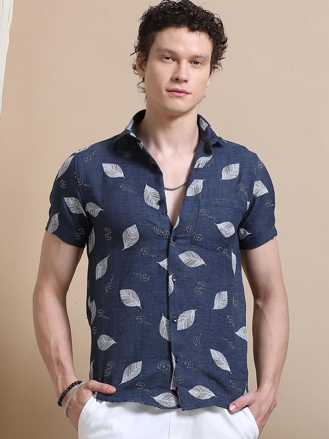 

HOUSE OF MAHNOTS Men Classic Floral Opaque Printed Casual Shirt, Blue