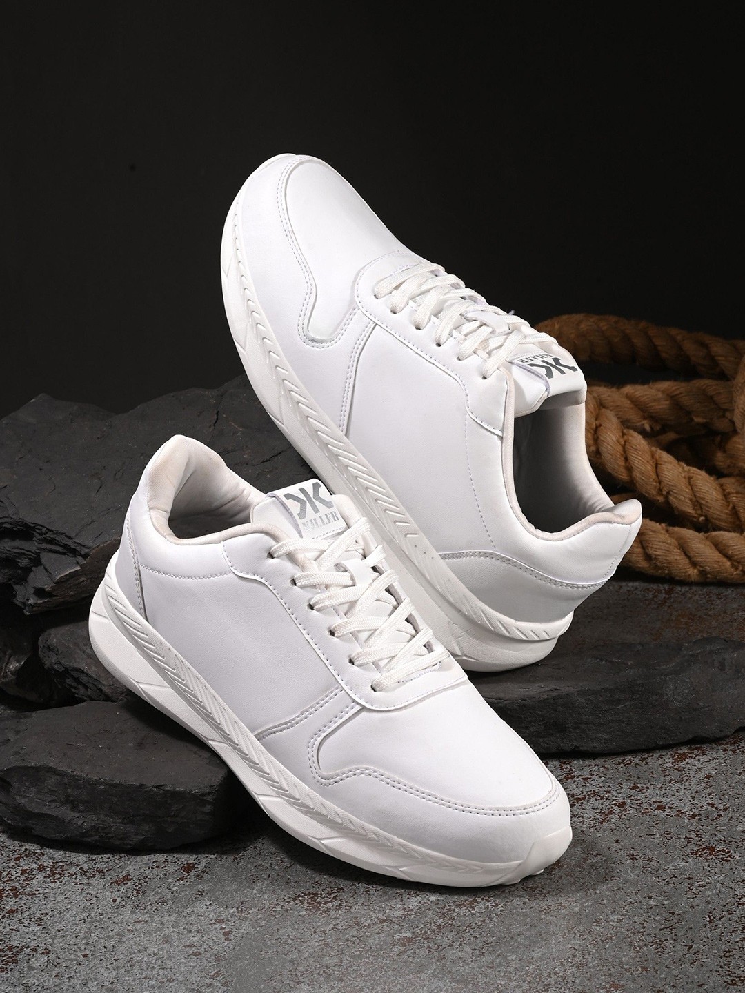 

Killer Men Running Non-Marking Shoes, White