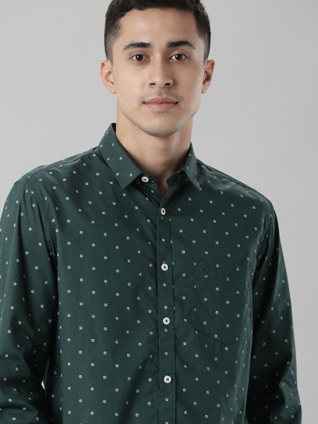 

Indian Terrain Conversational Printed Pure Cotton Casual Shirt, Green