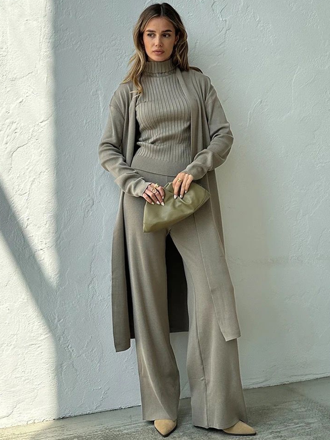 

Alamode By Akanksha Top & Shrug With Trouser Co-Ords, Grey