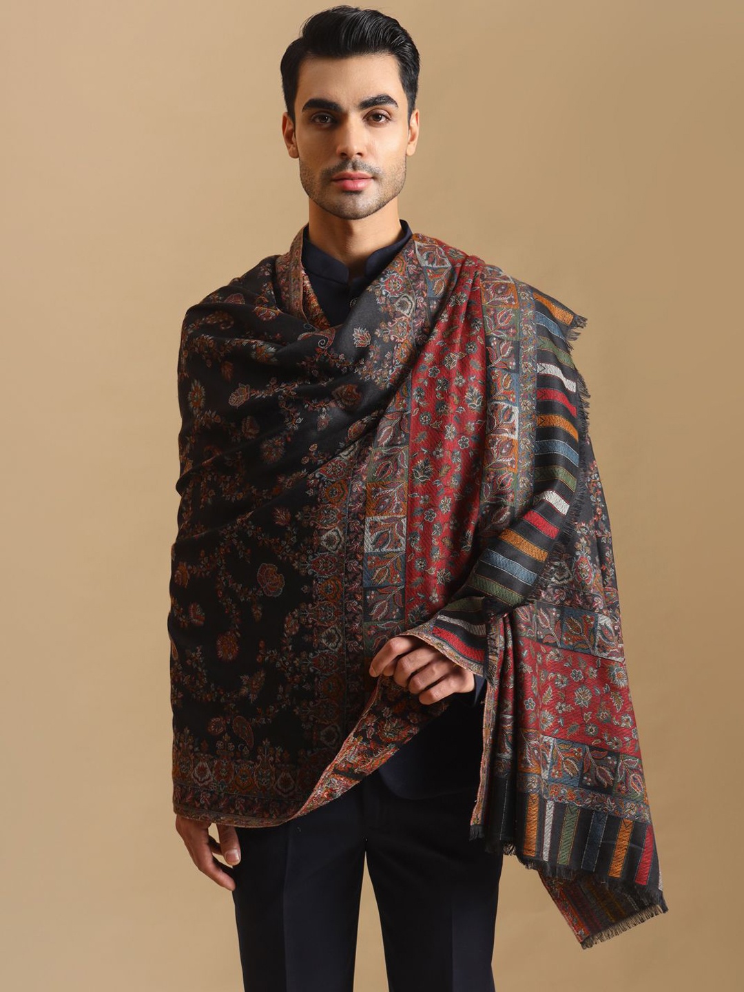 

Zamour Men Paisley Woven Design Shawl, Black