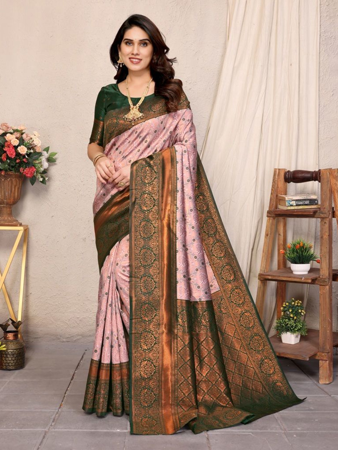 

RASVRITI Woven Design Zari Banarasi Saree, Pink