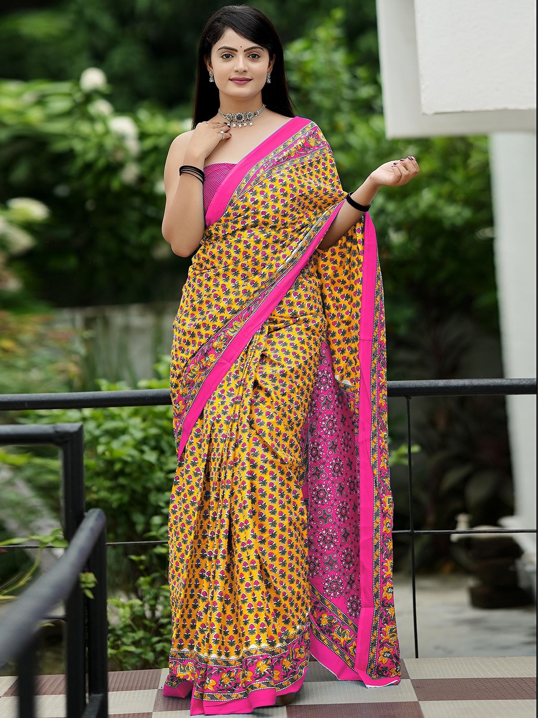 

HERE&NOW Ethnic Motifs Printed Pure Cotton Bhagalpuri Saree, Yellow