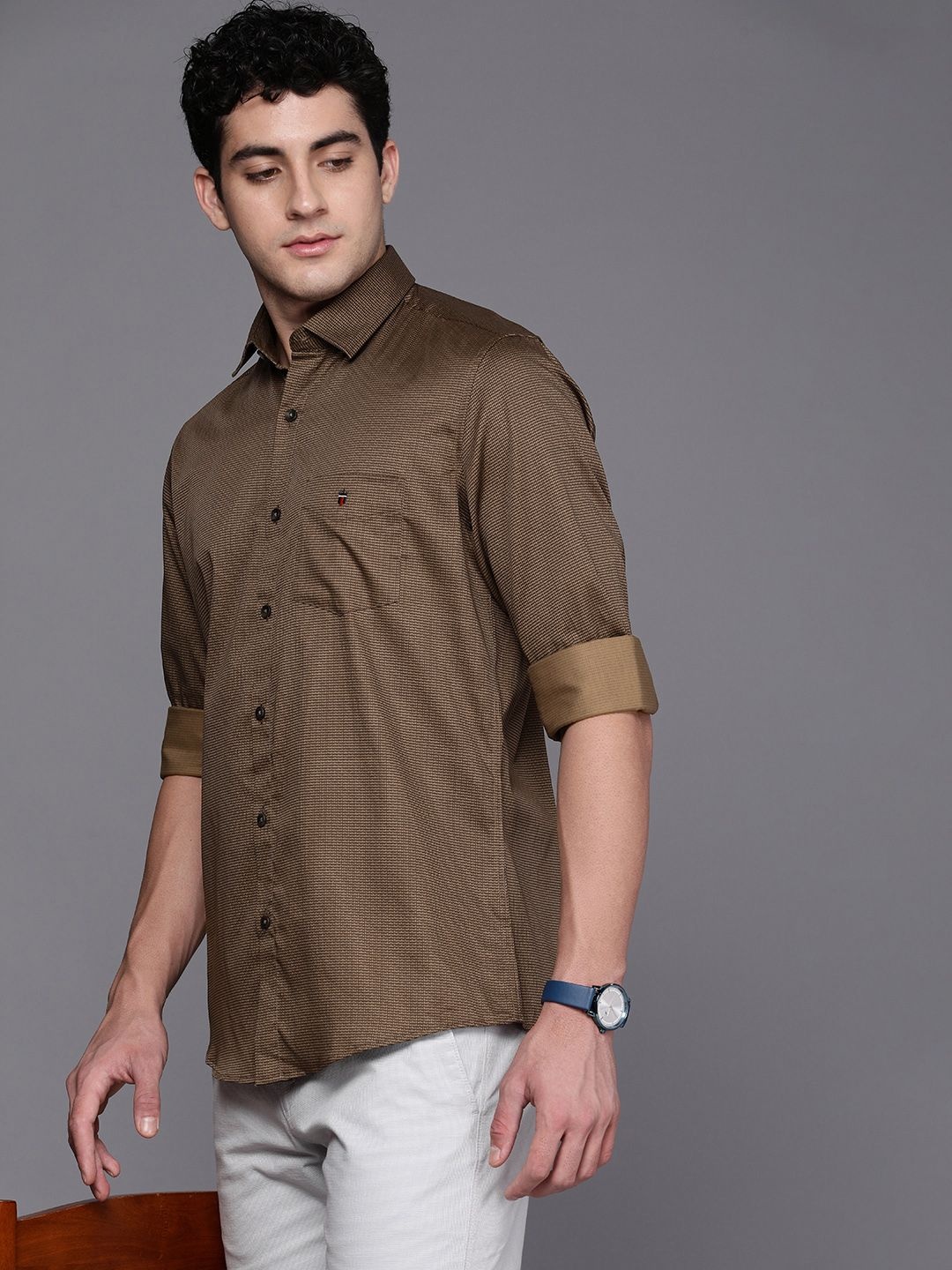 

Louis Philippe Sport Slim Fit Geometric Printed Pure Cotton Casual Shirt, Brown