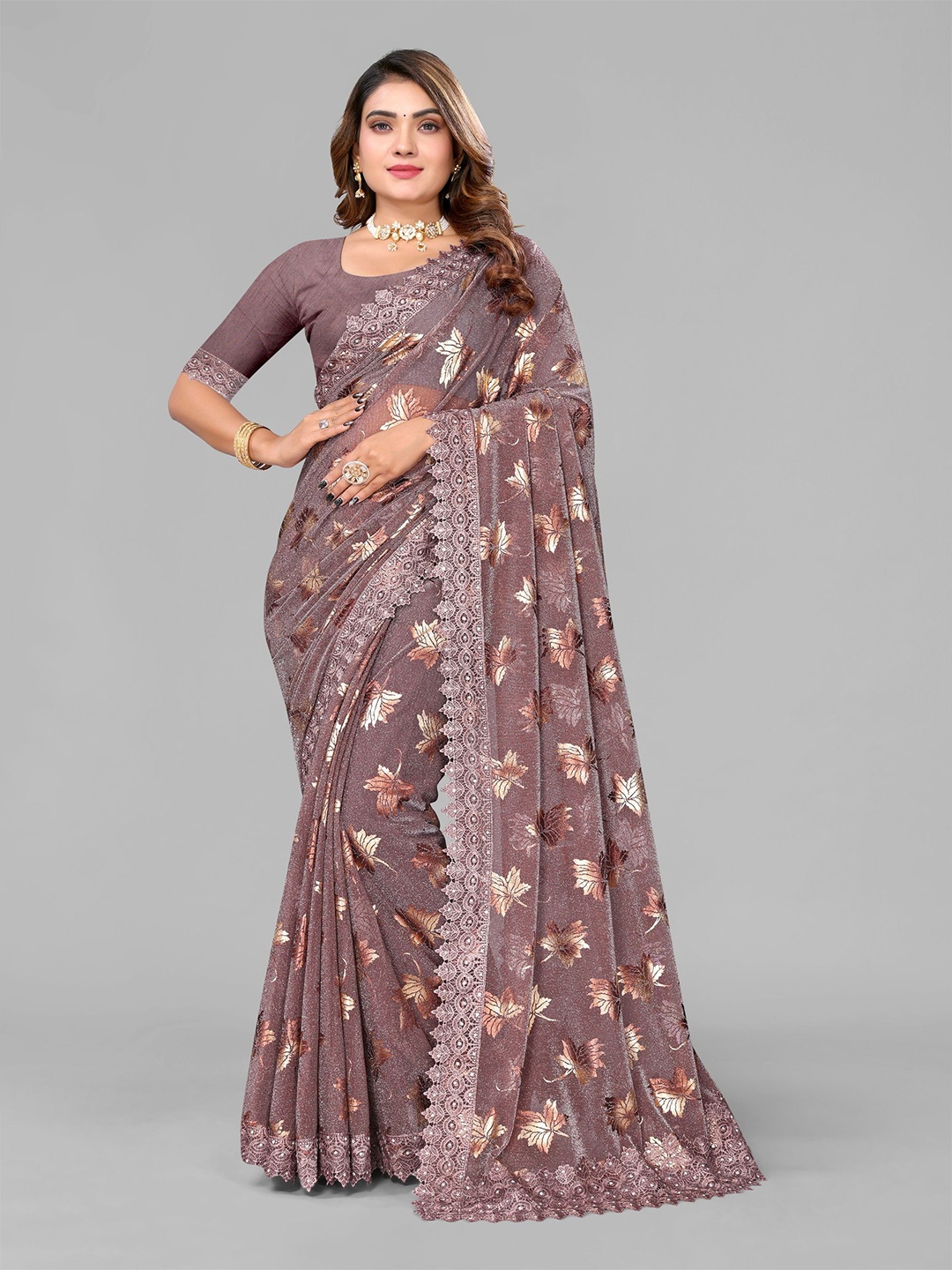 

VIJAYA VALLABH Striped Saree, Brown