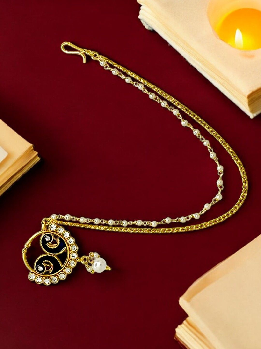

FEMMIBELLA Gold-Plated Artificial Stones and Beads Chained Nosepin
