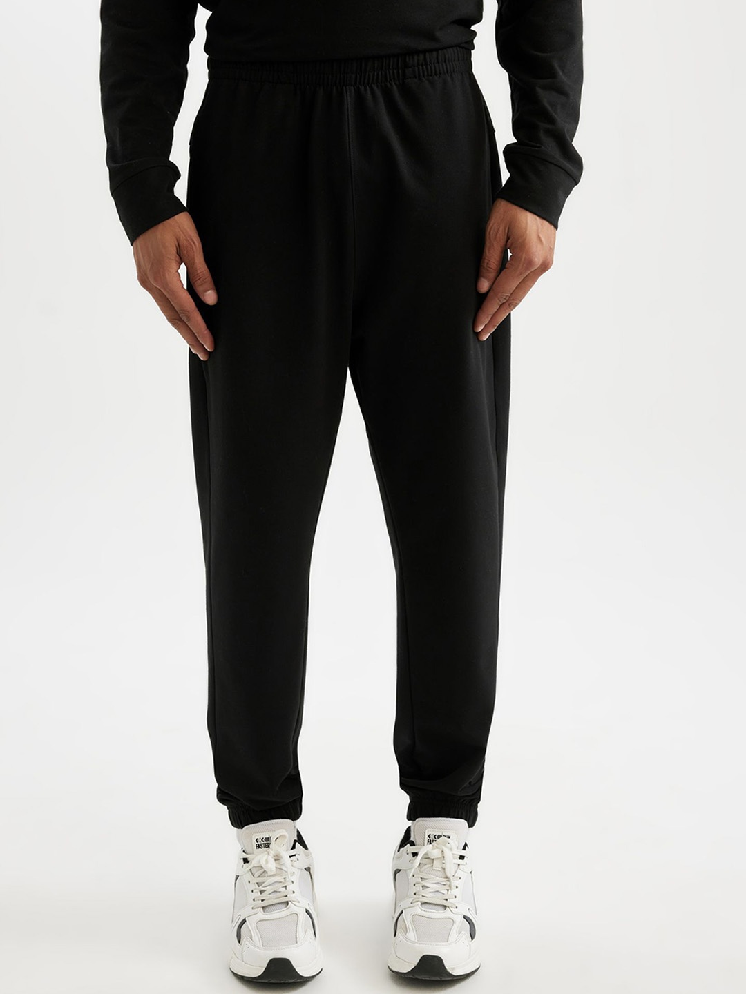 

DeFacto Men Joggers Trousers, Na