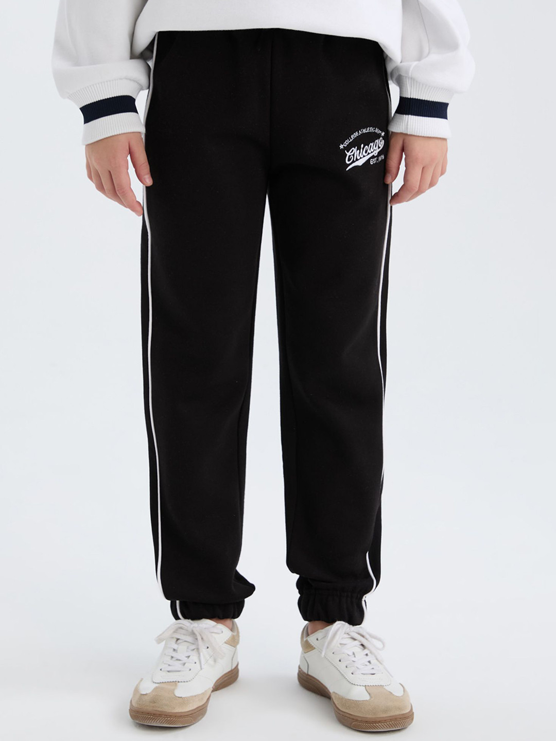 

DeFacto Girls Joggers Trousers, Na