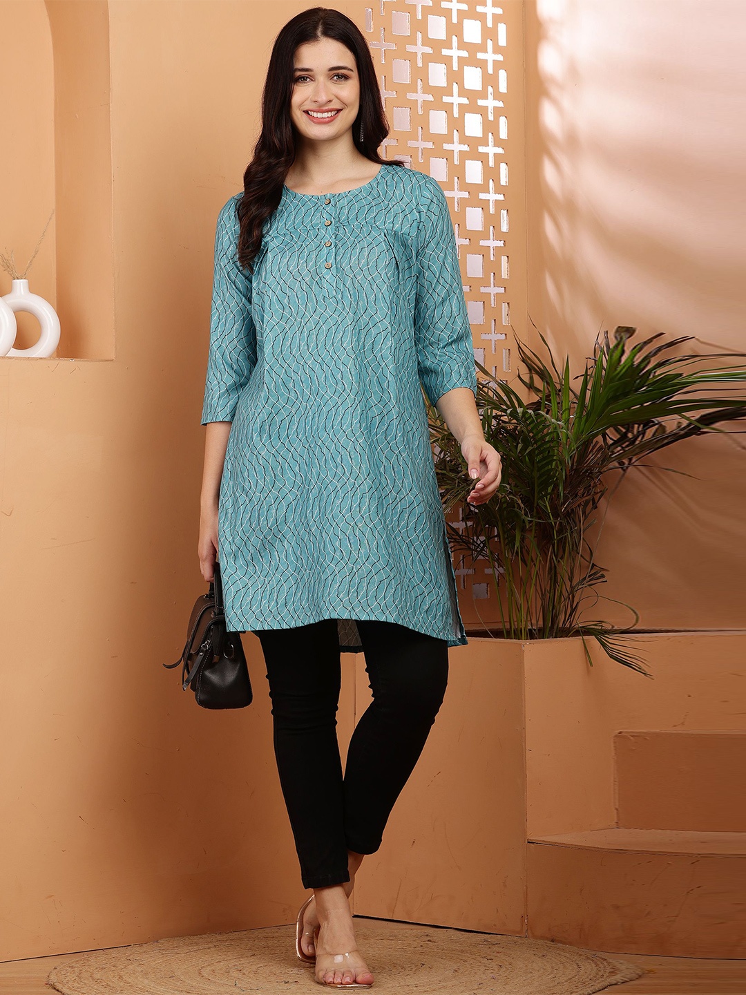 

RIG-TIE Women Abstract Printed Pure Cotton Kurti, Green