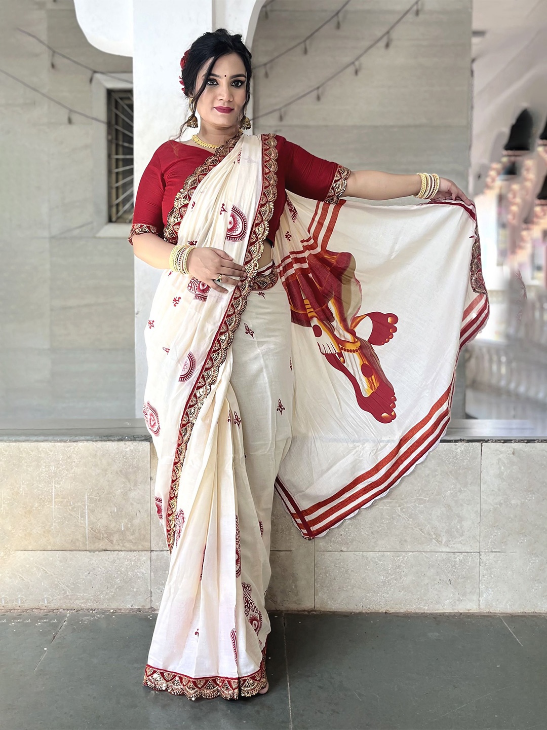 

HERE&NOW Pure Cotton Bhagalpuri Saree, White