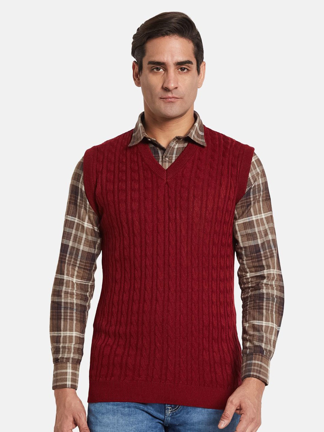 

METTLE Men Cable Knit Sweater Vest, Maroon