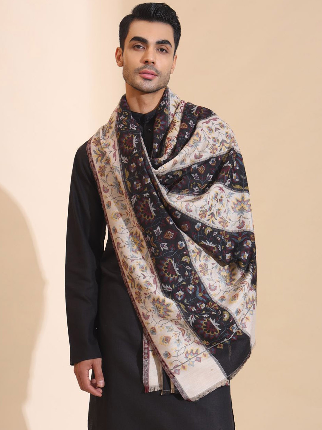 

Zamour Men Floral Woven Design Shawl, Black