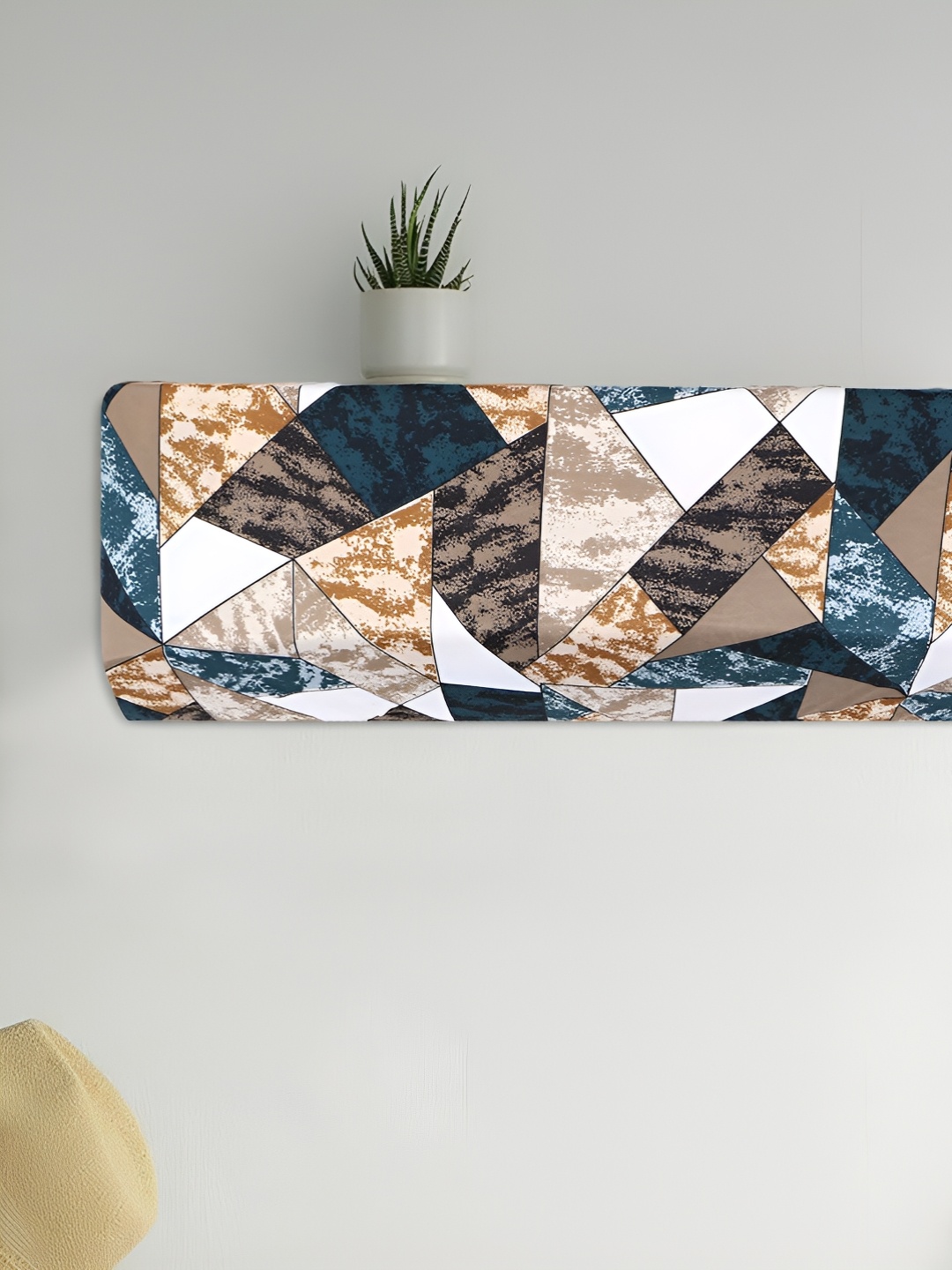 

LooMantha White & Brown Printed Elastic Fit Air Conditioner Cover