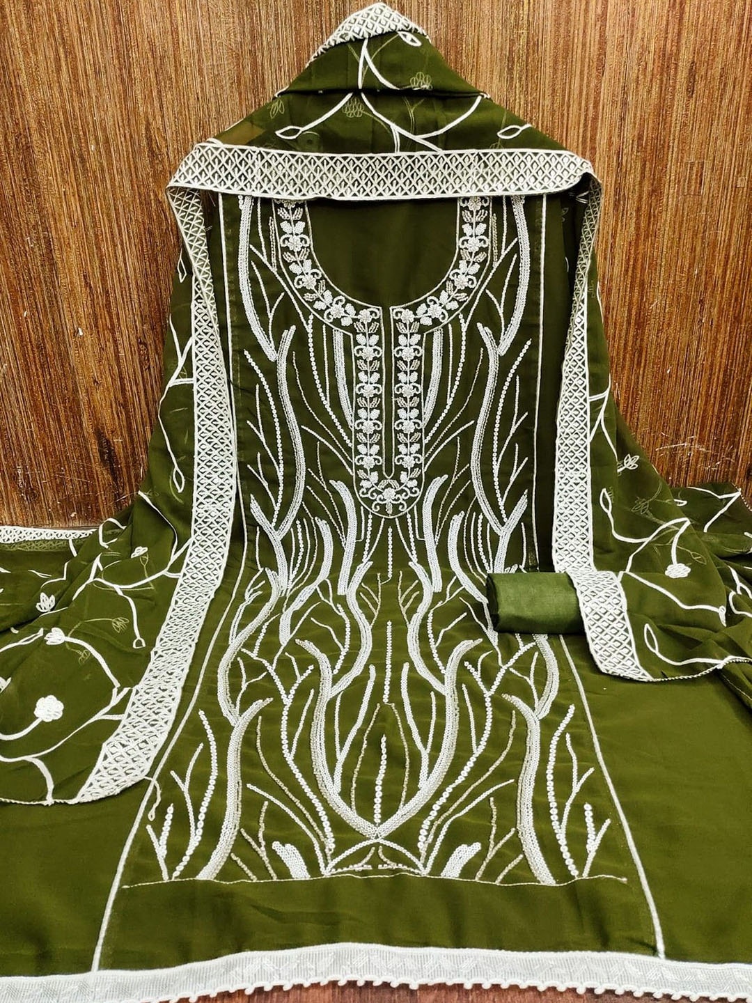 

ZEEPKART Silk Georgette Unstitched Dress Material, Green