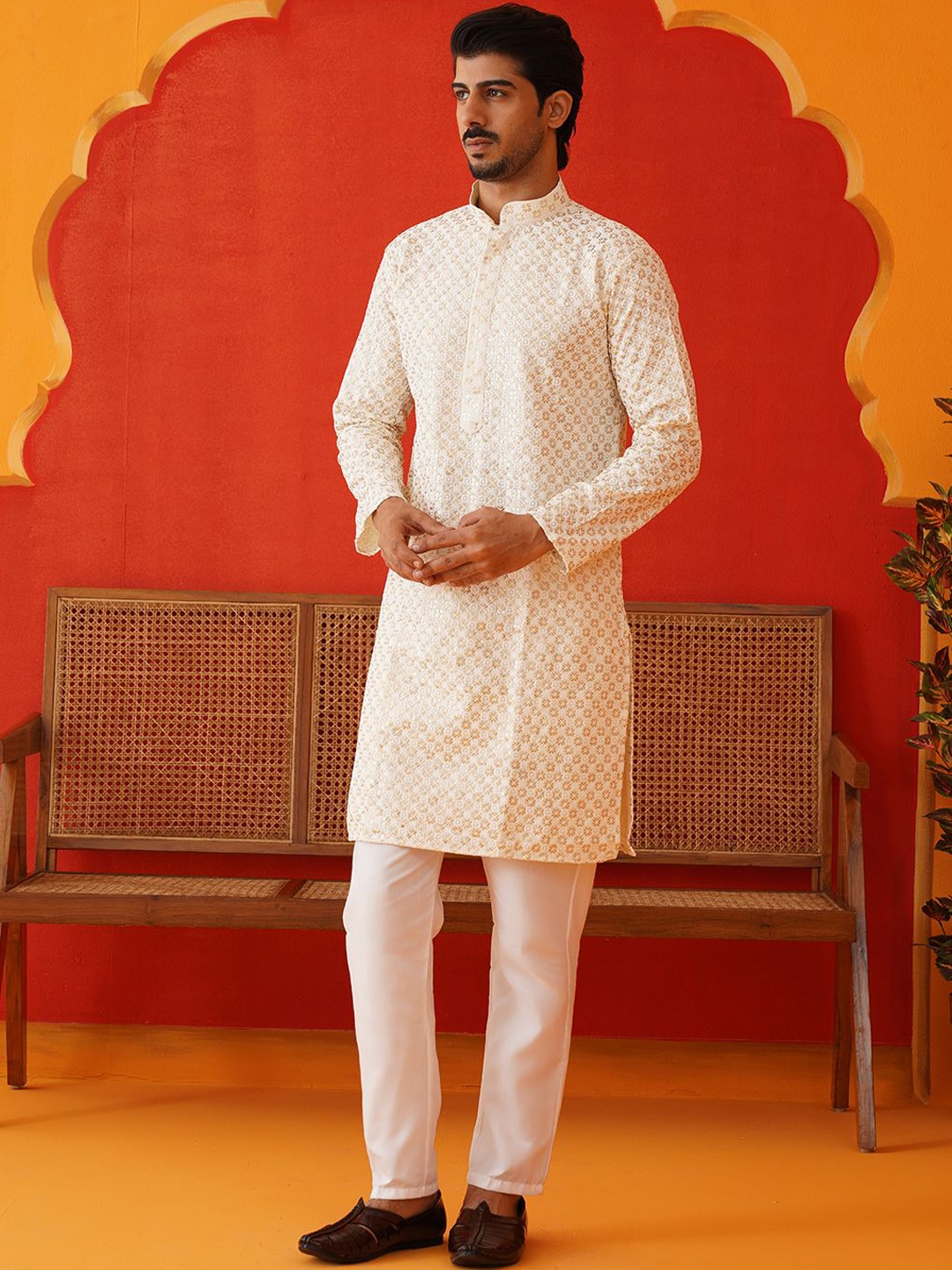 

Jompers Men Embroidered Regular Sequinned Kurta with Pyjamas, Cream