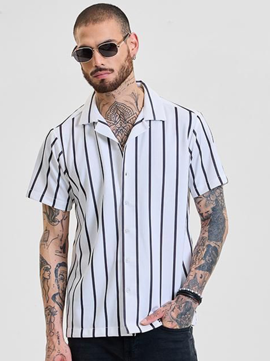 

Snitch Men Relaxed Boxy Opaque Striped Casual Shirt, White