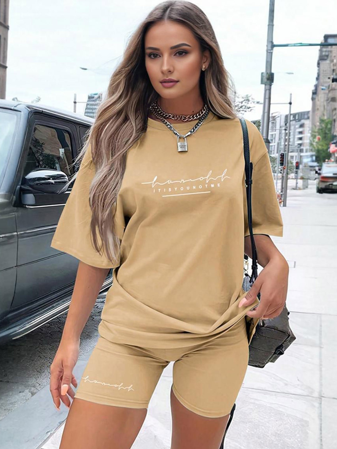 

StyleCast Printed T-Shirt With Shorts Co-Ords, Khaki