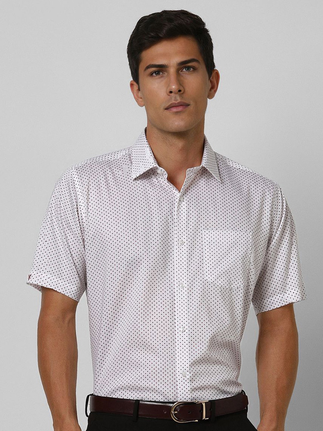 

Van Heusen Men Opaque Printed Formal Shirt, White