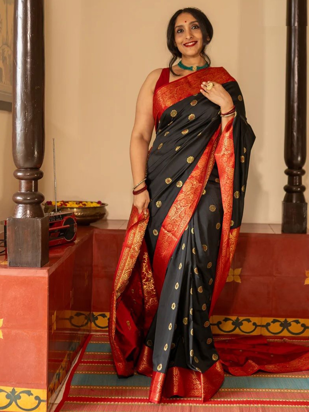 

KALINI Woven Design Zari Silk Blend Banarasi Saree, Black