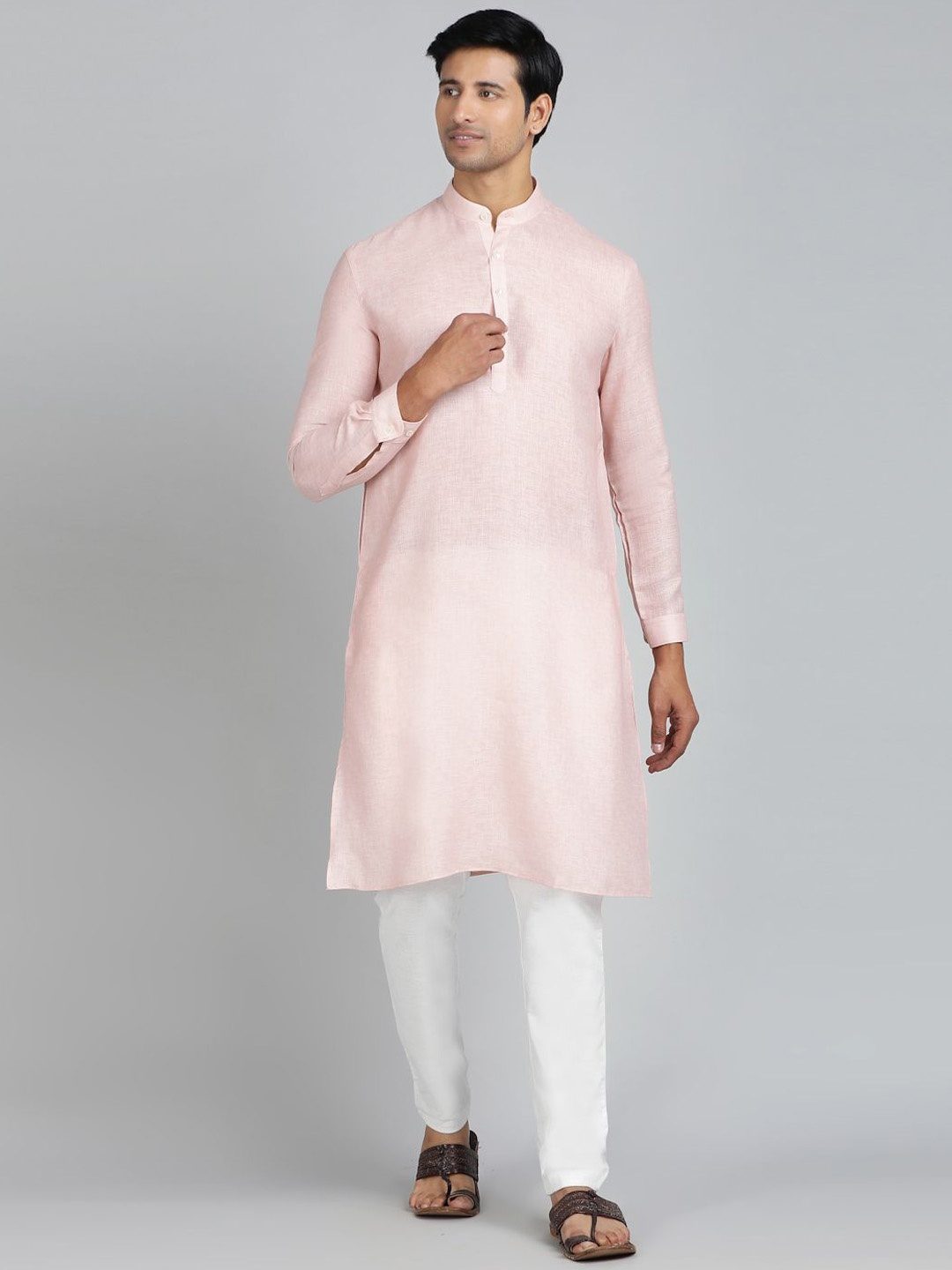 

Modi Kurta Men Kurtas, Peach