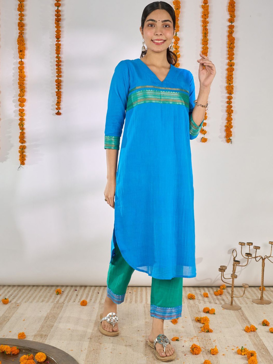 

Minimul Women Regular Pure Cotton Kurta with Trousers, Turquoise blue