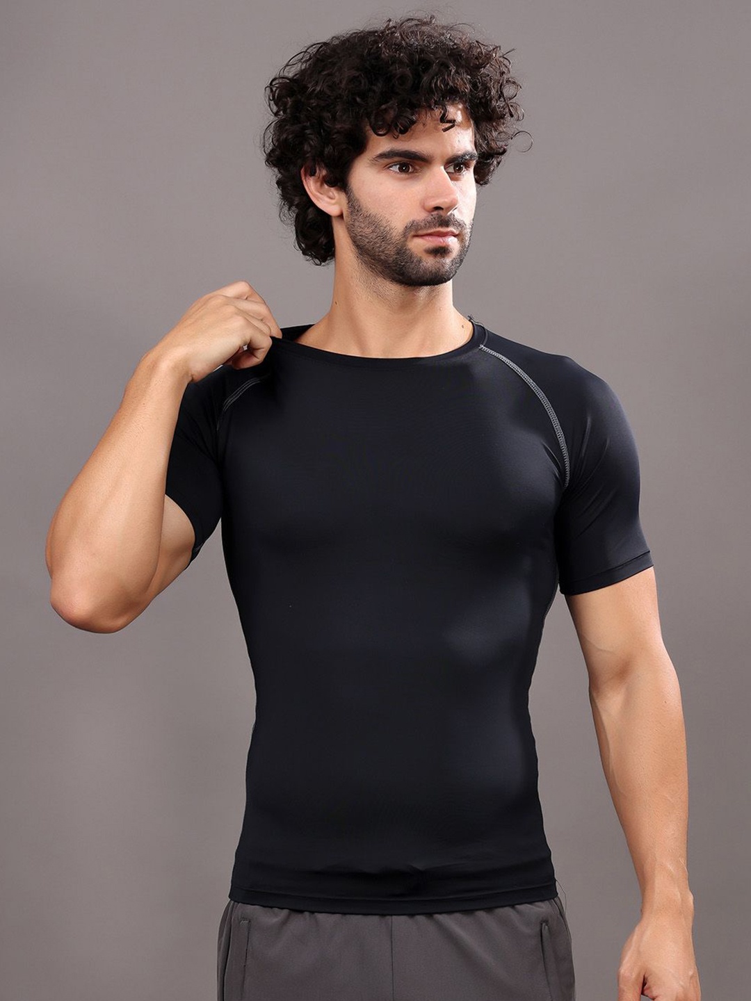 

Friskers Men Sports Compression T-shirt, Black