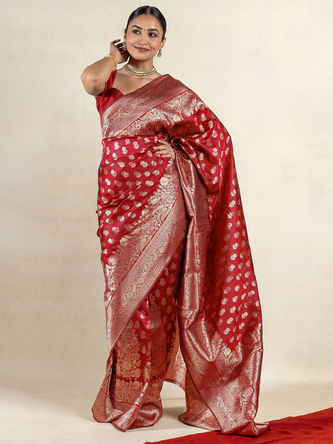 

Subham Ethnic Motifs Woven Design Zari Banarasi Saree, Red