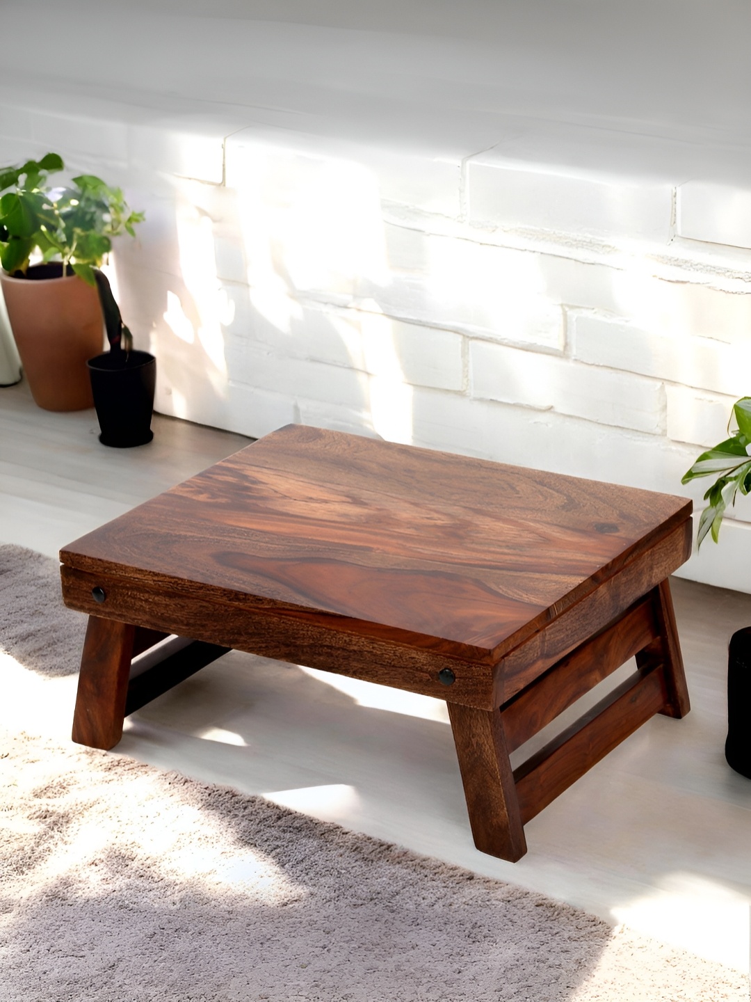 

Ikiriya Ohio Brown Wooded Laptop Table, Beige