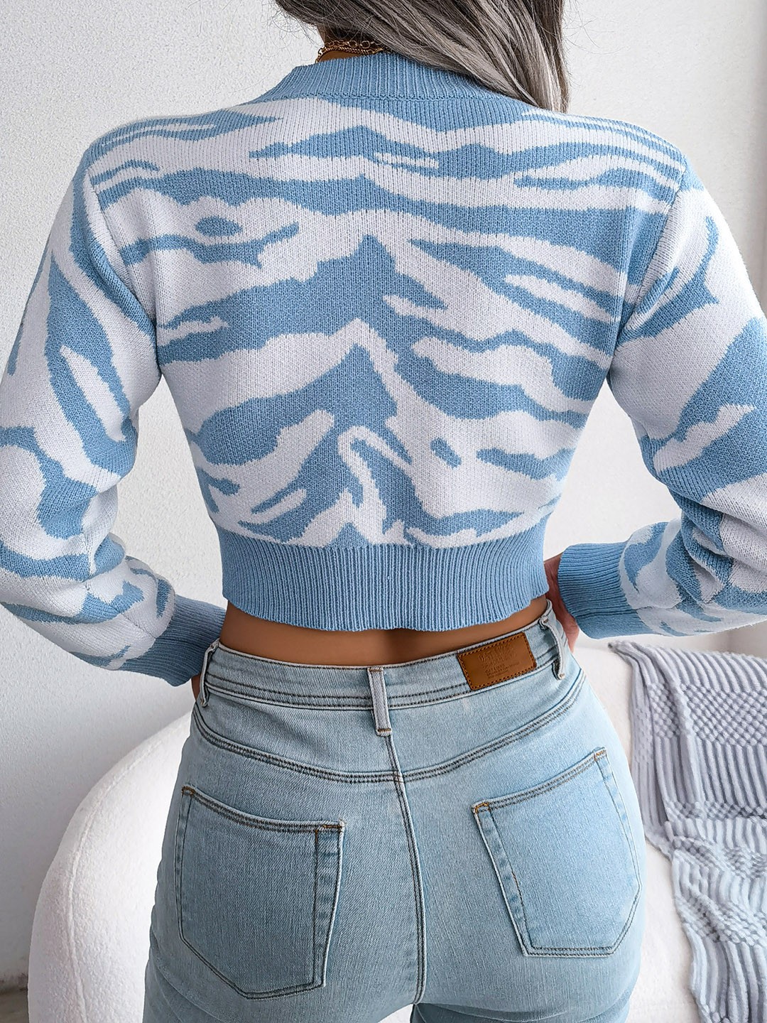 

HERE&NOW Women Printed Crop Pullover, Blue